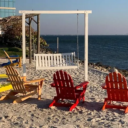 Bay Views From Your Balcony Beach Resort Tampa Exterior foto